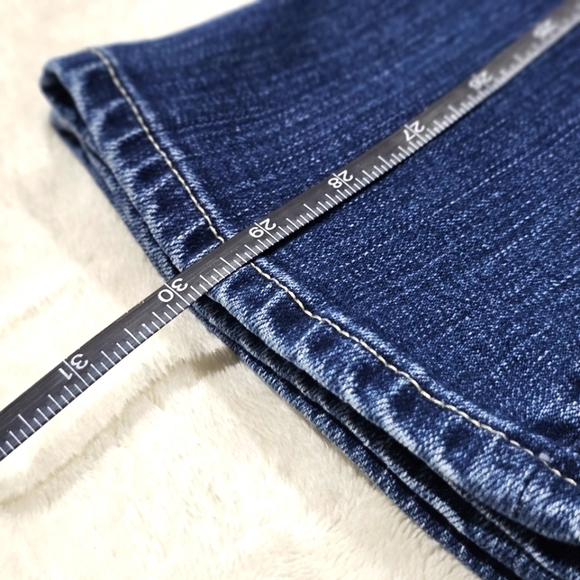 C-SEVENTEEN Blue Wash Embroidered Jeans | Size 29 | Low Rise | EUC - Picture 12 of 13